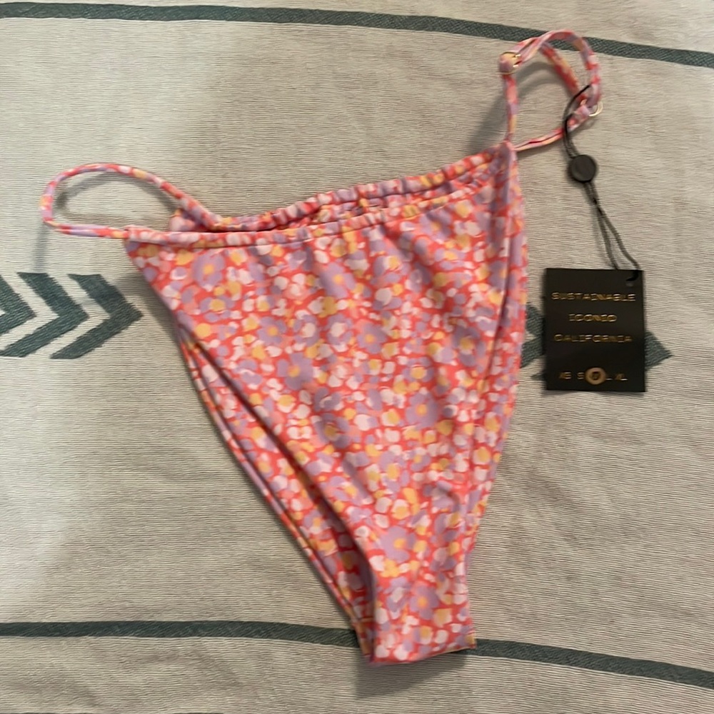 Skatie Bobbi bottom